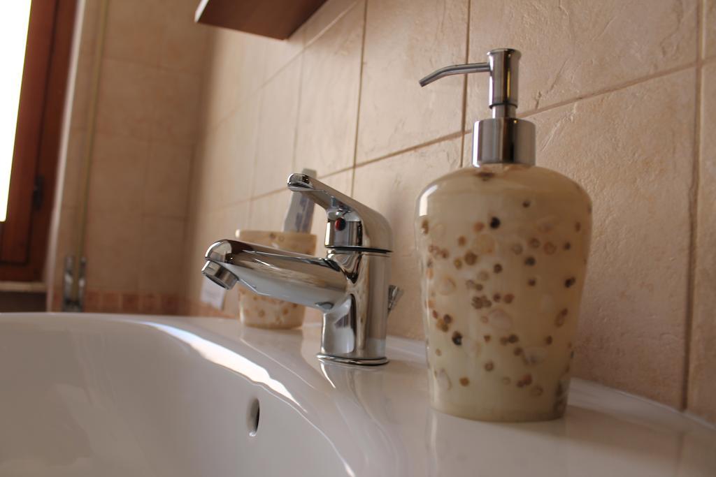 B&B Williwaw Quartu SantʼElena Екстериор снимка